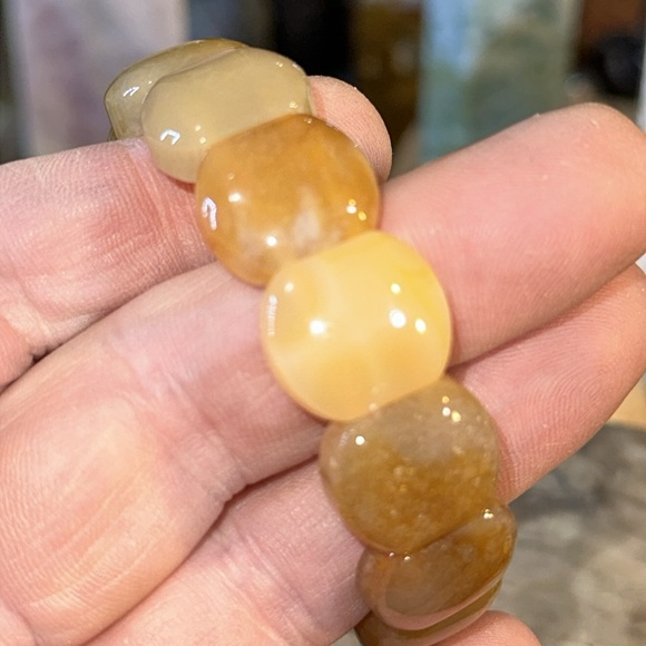 Agate Crystal Bracelet! - Picture 3 of 5